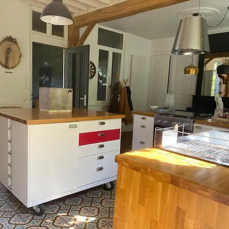 Дом отдыха Maison Sous Le Signe De L'art Et De La Verdure