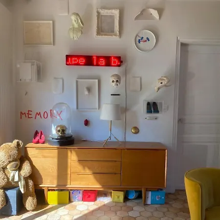 Maison Sous Le Signe De L'art Et De La Verdure Дом отдыха *