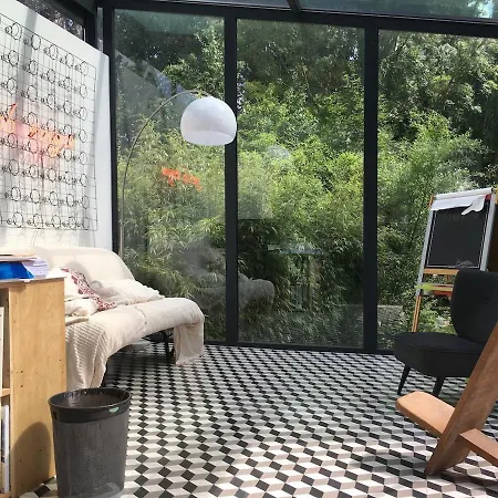 Maison Sous Le Signe De L'art Et De La Verdure Contay