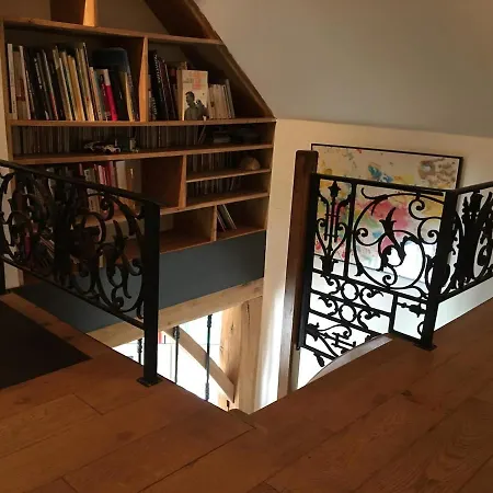 Maison Sous Le Signe De L'art Et De La Verdure Дом отдыха