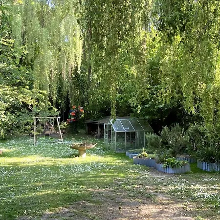 Дом отдыха Maison Sous Le Signe De L'art Et De La Verdure Contay