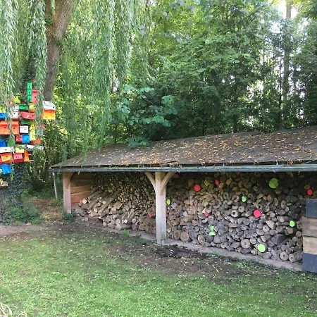 Maison Sous Le Signe De L'art Et De La Verdure Дом отдыха *
