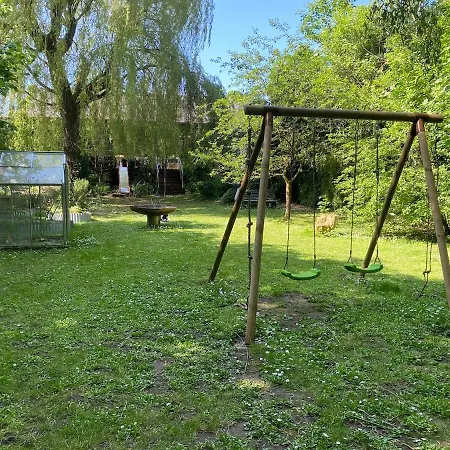 Maison Sous Le Signe De L'art Et De La Verdure Дом отдыха